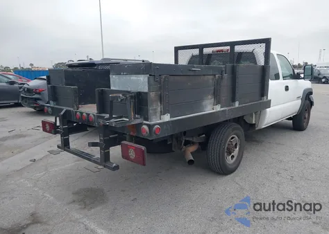 2005 Chevrolet Silverado 2500Hd Work Truck z USA, uszkodzony, nr VIN 1GCHC29U25E107749